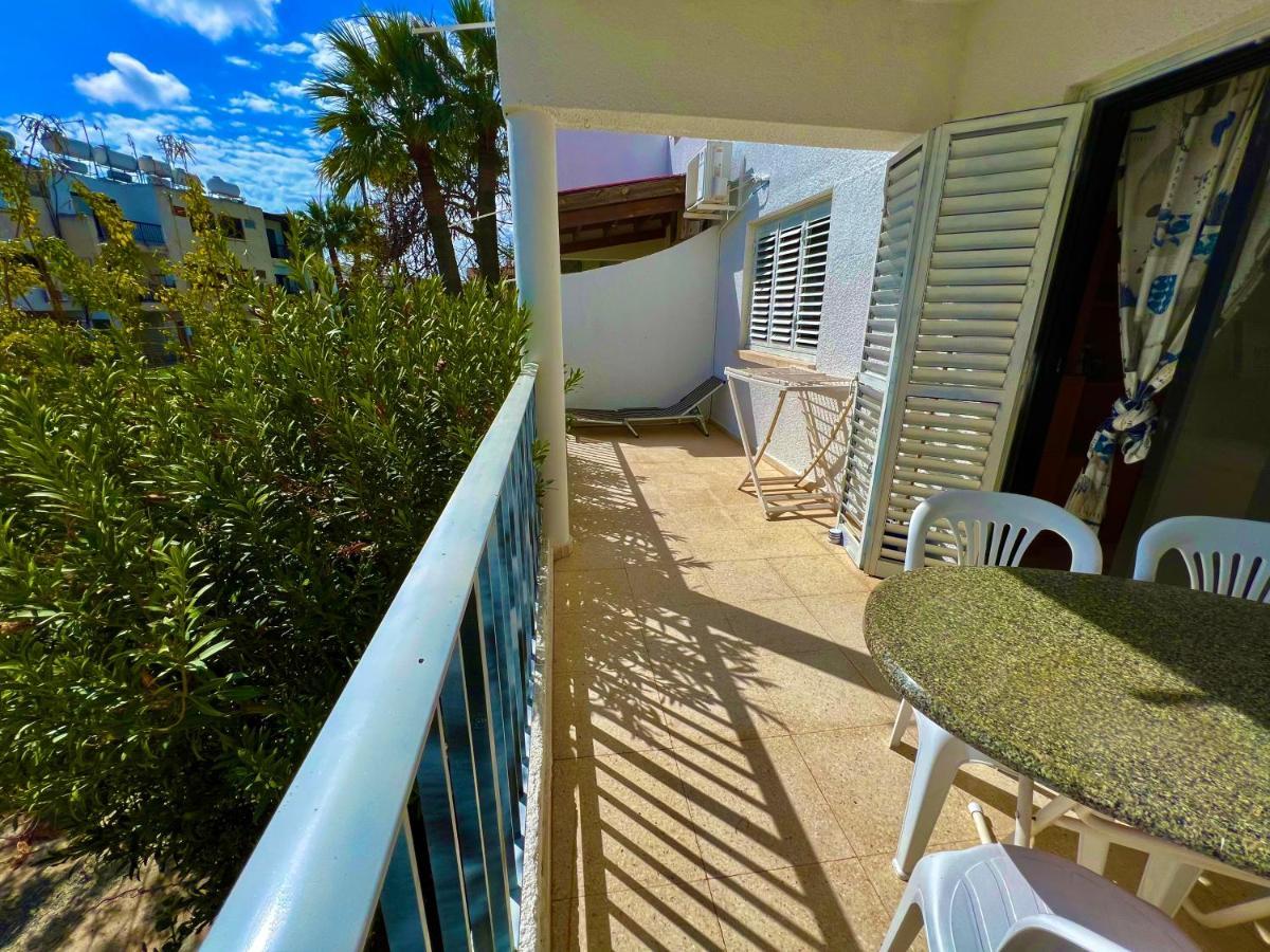 Taniandres Apartments Paralimni Exterior photo